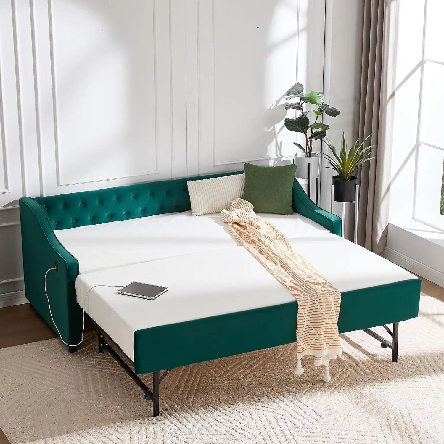 Daybed with Pop-Up Trundle