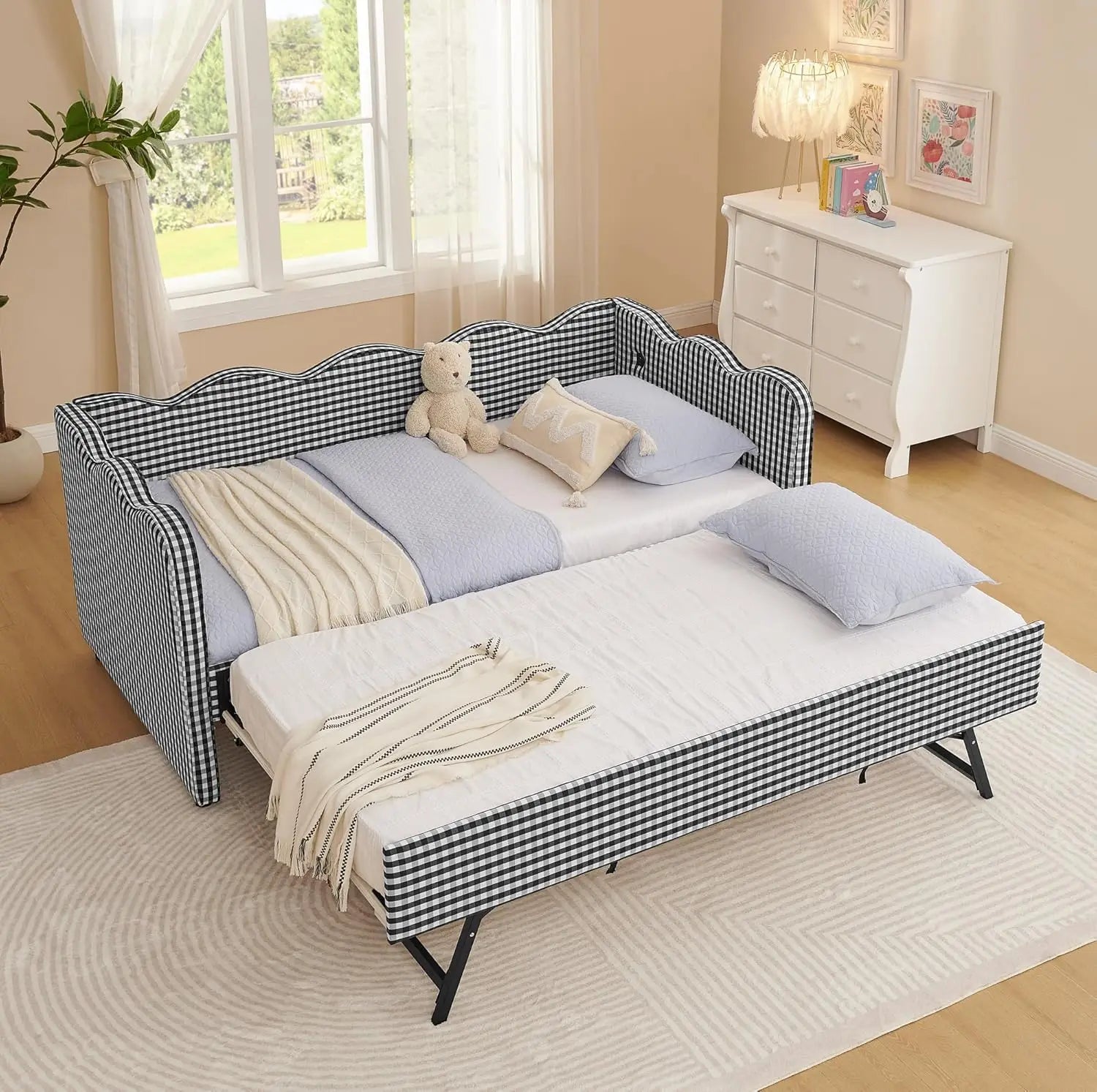 Daybed with Pop-Up Trundle